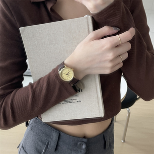 韩系小众文艺复古小表盘罗马数字手表女款ins风学生简约气质时尚