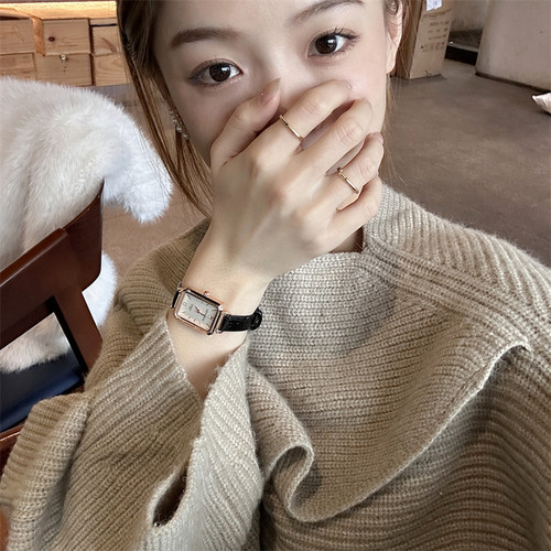 韩风复古小众轻奢高级感女士手表