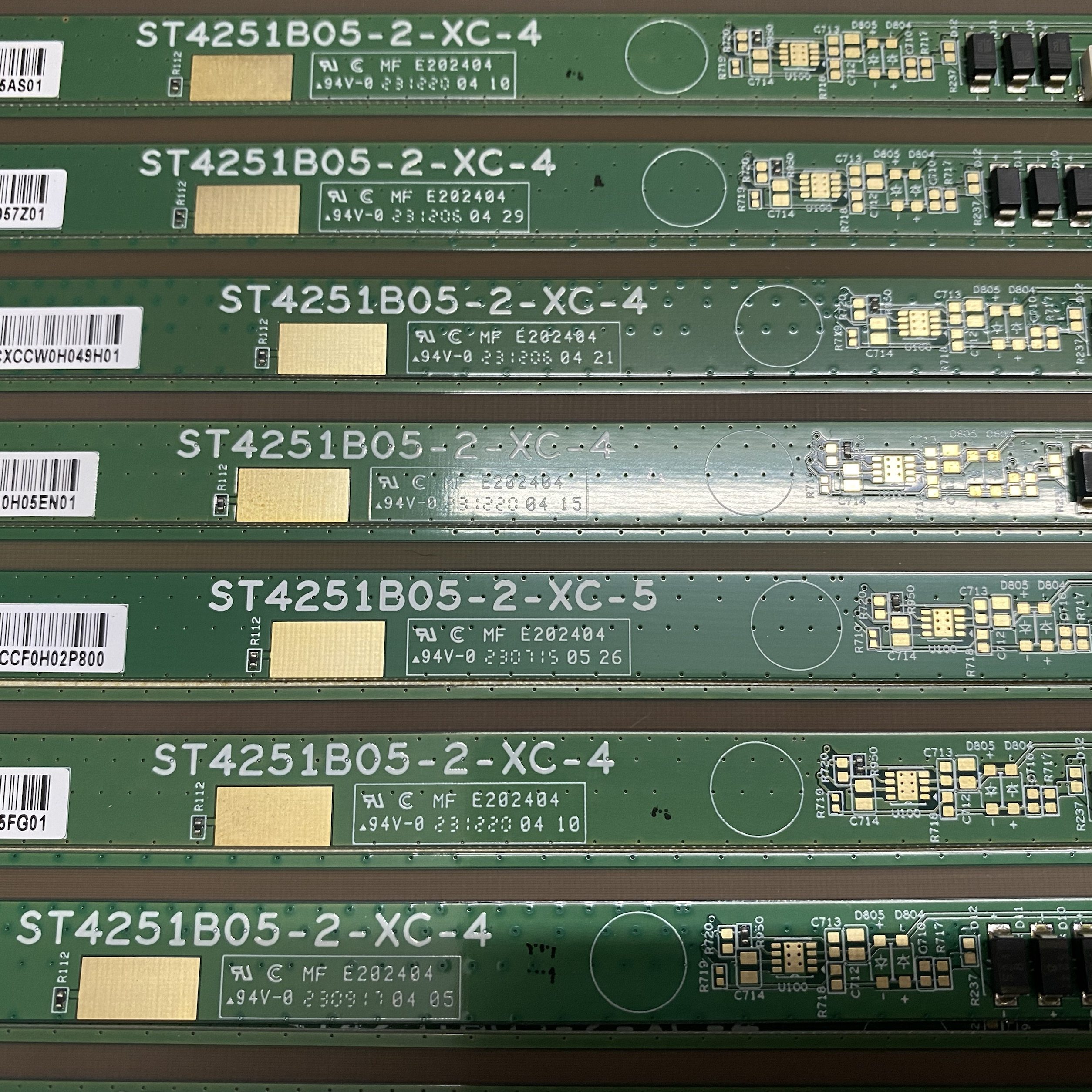 ST4251B05-2-XC-4 原装拆机边条 可到店自提ST4251B05-2-XC-5