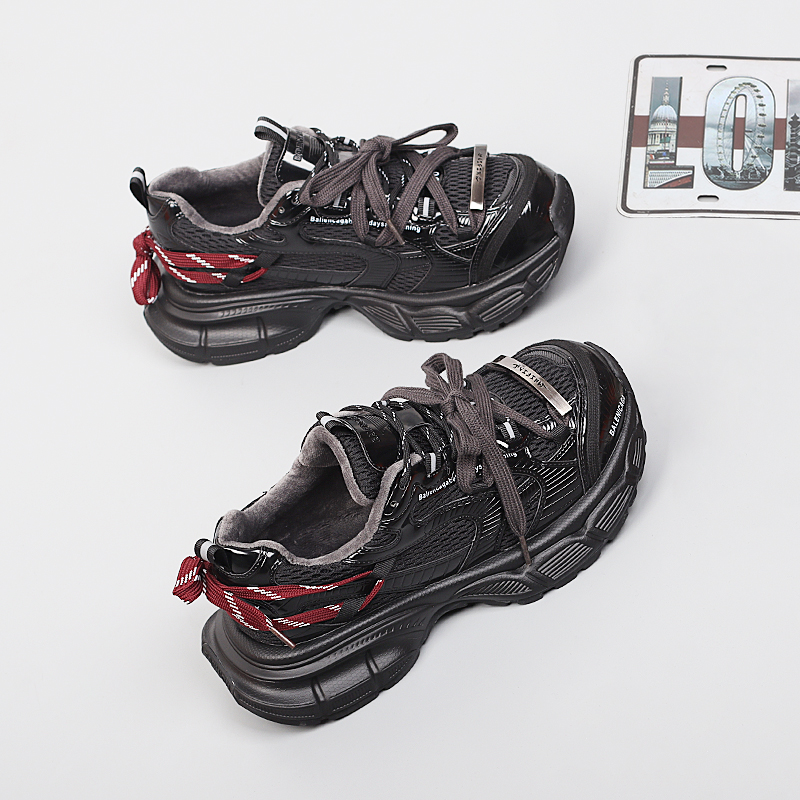 爆款大码女鞋41一43脚宽肥胖棉鞋2025冬季新款加绒舒适休闲老爹鞋