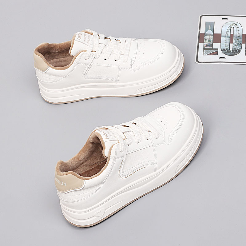 加大码女鞋41-43脚宽胖肥2025冬季舒适棉鞋时尚休闲加绒简约板鞋