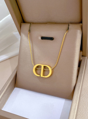 钛钢字母CD个性气质炉内真金项链