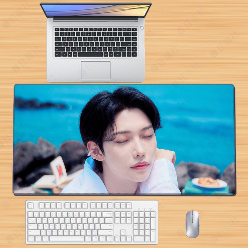 Felix李龙馥鼠标垫迷团skz周边