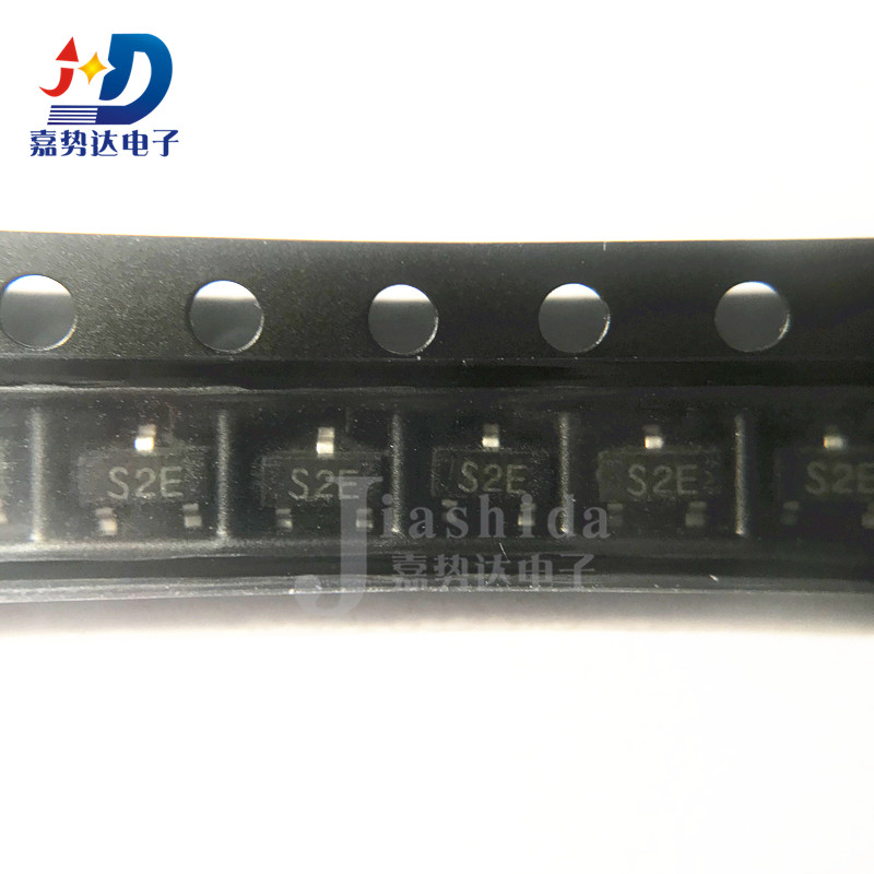 LM4431M3-2.5 LM4431M3 丝印：S2E 参考电压 IC芯片 SOT-23 全新