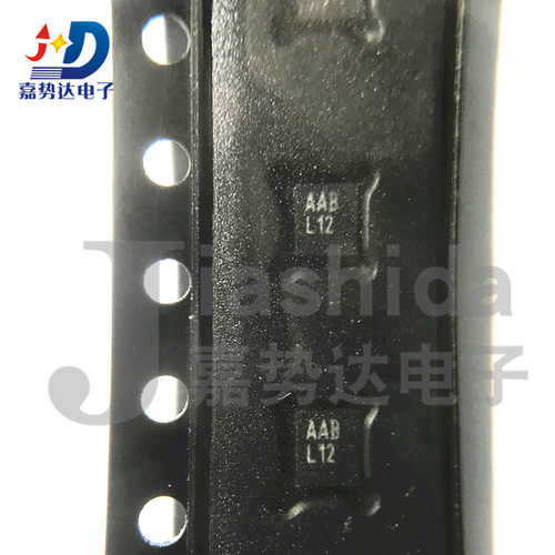 LP5900SD-2.8 丝印：L12 低压差稳压器 QFN 全新