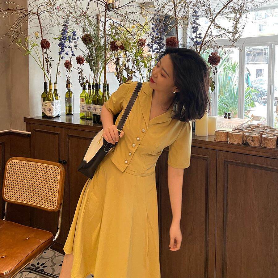 QING DAN法式复古小个子两件套套装女2023夏季新款小香风黄色套裙