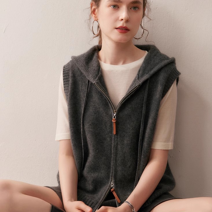 女士新款双拉链连帽马甲羊绒开衫7175