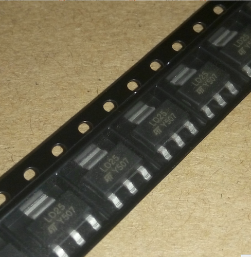 LD1117S25TR描述IC REG LDO 2.5V 0.8A SOT223 稳压器 -线性 10个