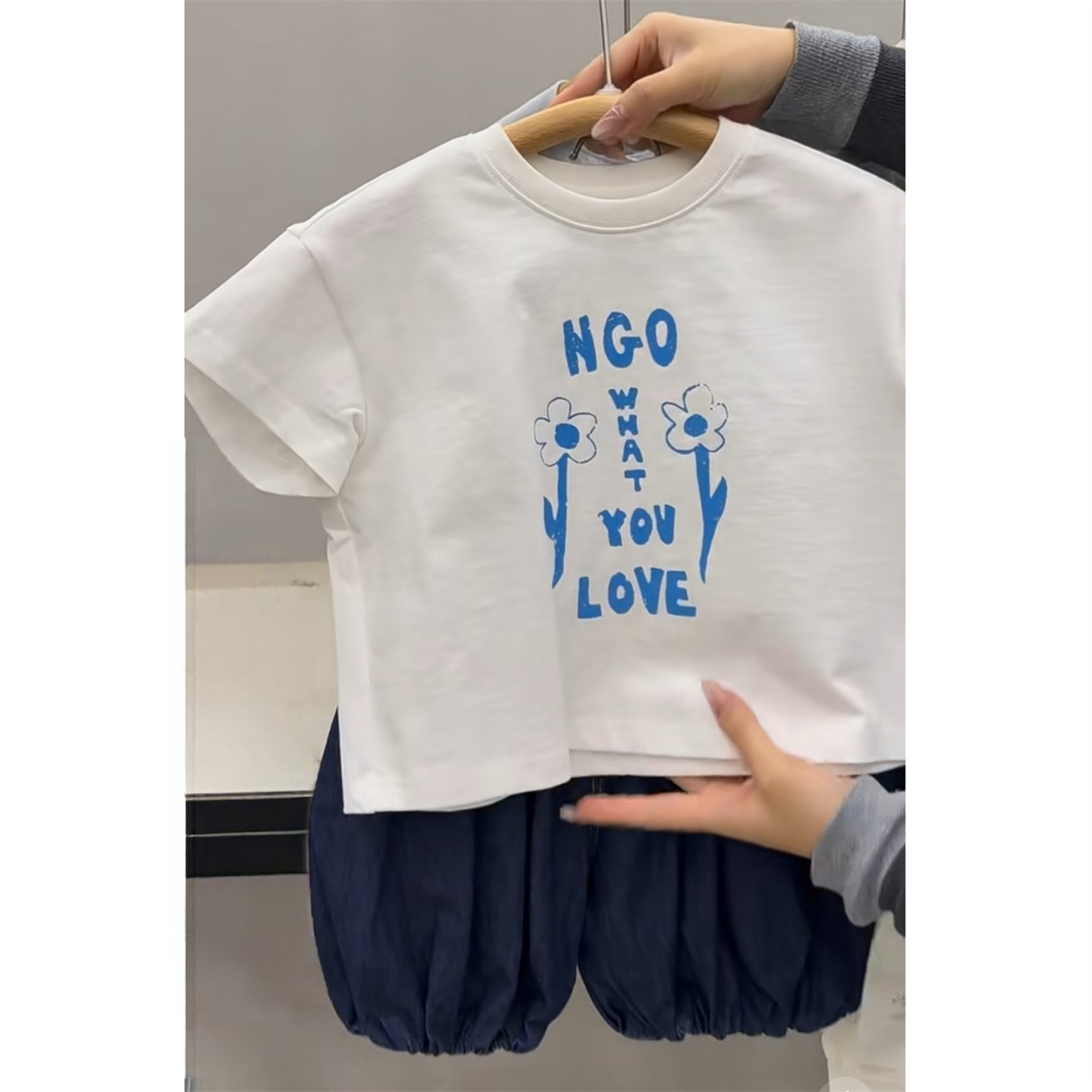 韩版童装夏新款男女童时尚印花白色短袖T恤灯笼牛仔短裤休闲套装