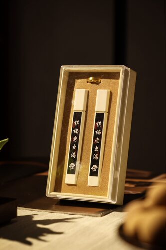 棋楠老虫漏奇楠降真香老山檀香鹅梨帐中香雪中春信宫中香二苏旧局