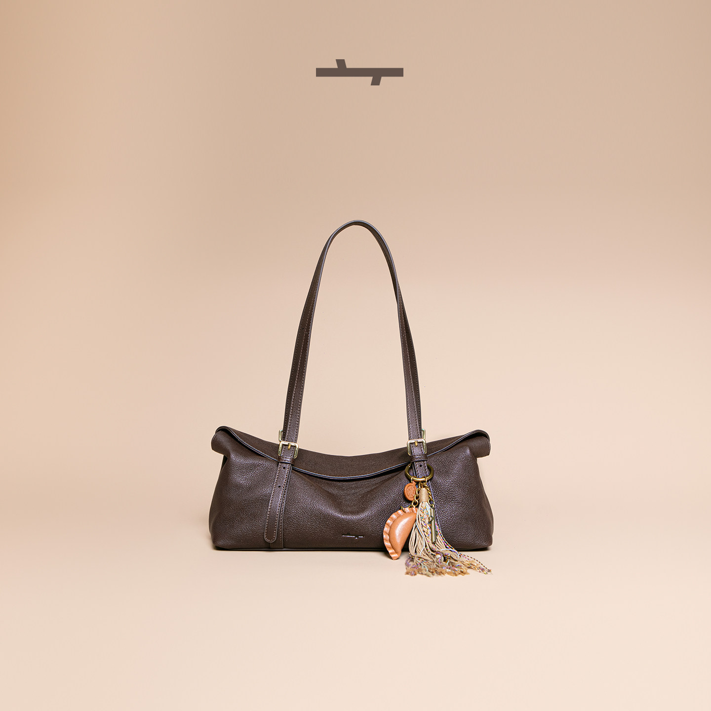 食草堂团圆法棍包2025夏季新款水染植鞣皮腋下包轻奢松弛感若年,箱包皮具/热销女包/男包,腋下包,淘宝优惠券,粉丝福利购,淘宝优惠卷