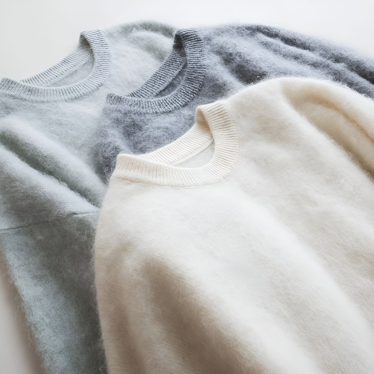 法柜篙阶花纱拉绒圆领羊毛山羊绒混纺慵懒时髦宽松保暖毛衣针织衫