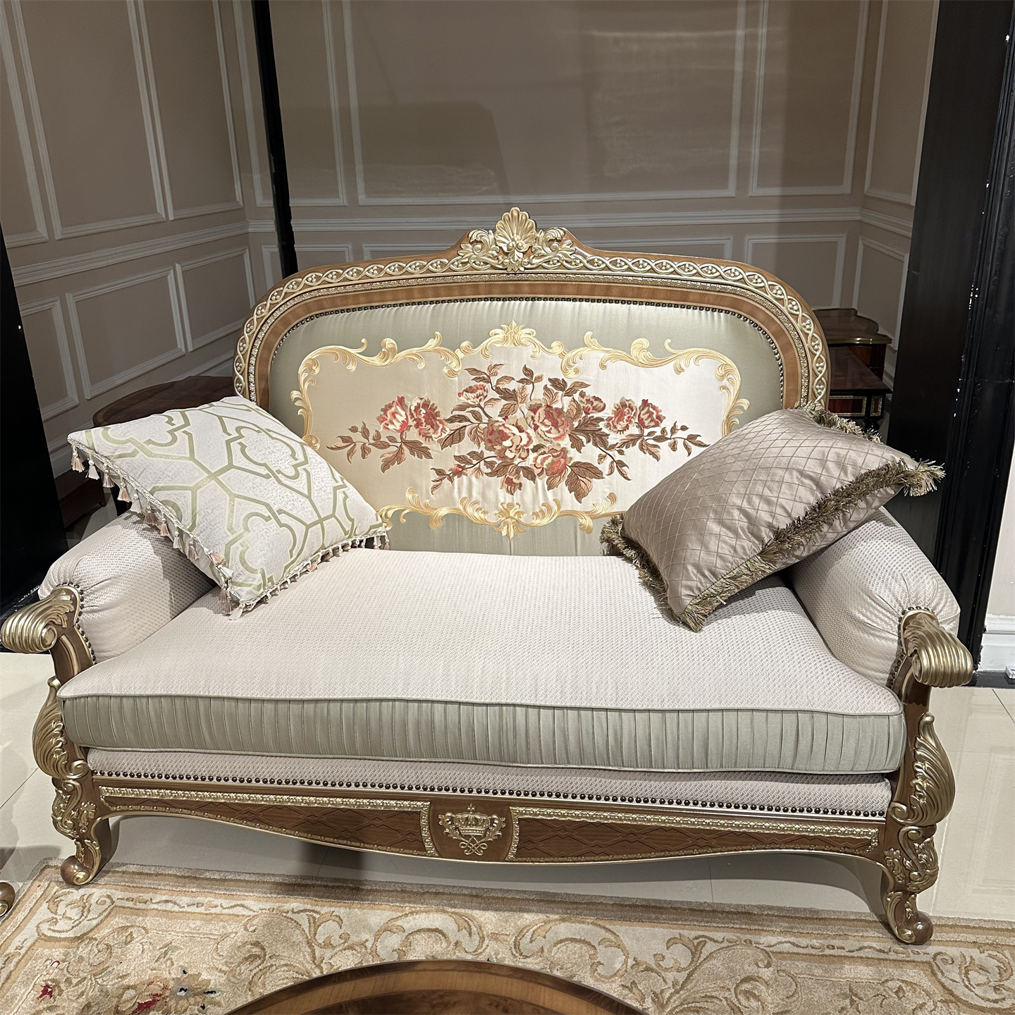 欧式实木雕花双人沙发凡尔赛沙发