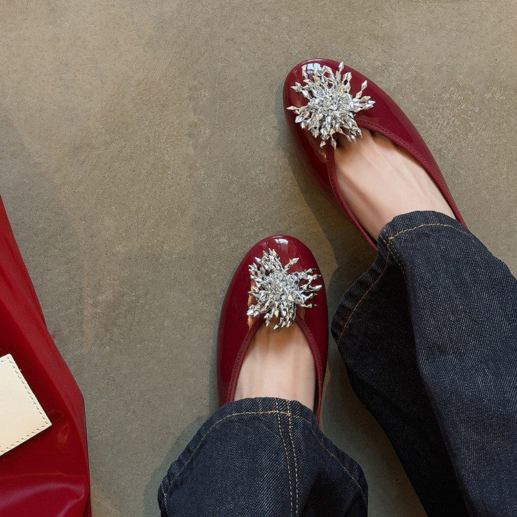 1.5cm真皮小牛皮法式圆头银色花朵芭蕾舞平底鞋单鞋女平跟奶奶鞋