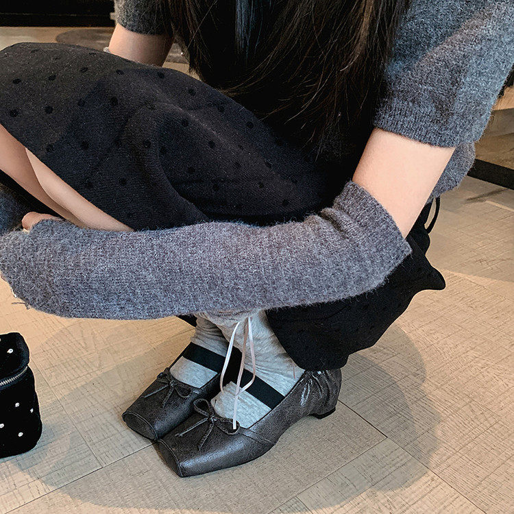 5cm褶皱粗跟玛丽珍鞋女方头蝴蝶结浅口高跟单鞋通勤芭蕾风奶奶鞋