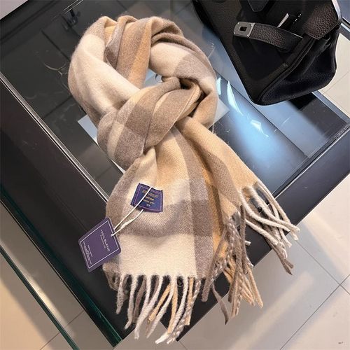 2025新款英伦格子时尚围巾