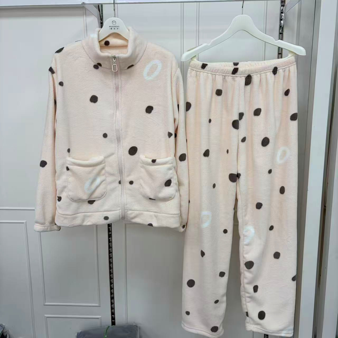 睡衣女款秋冬季学生加厚拉链款保暖法兰绒可外穿珊瑚绒家居服套装