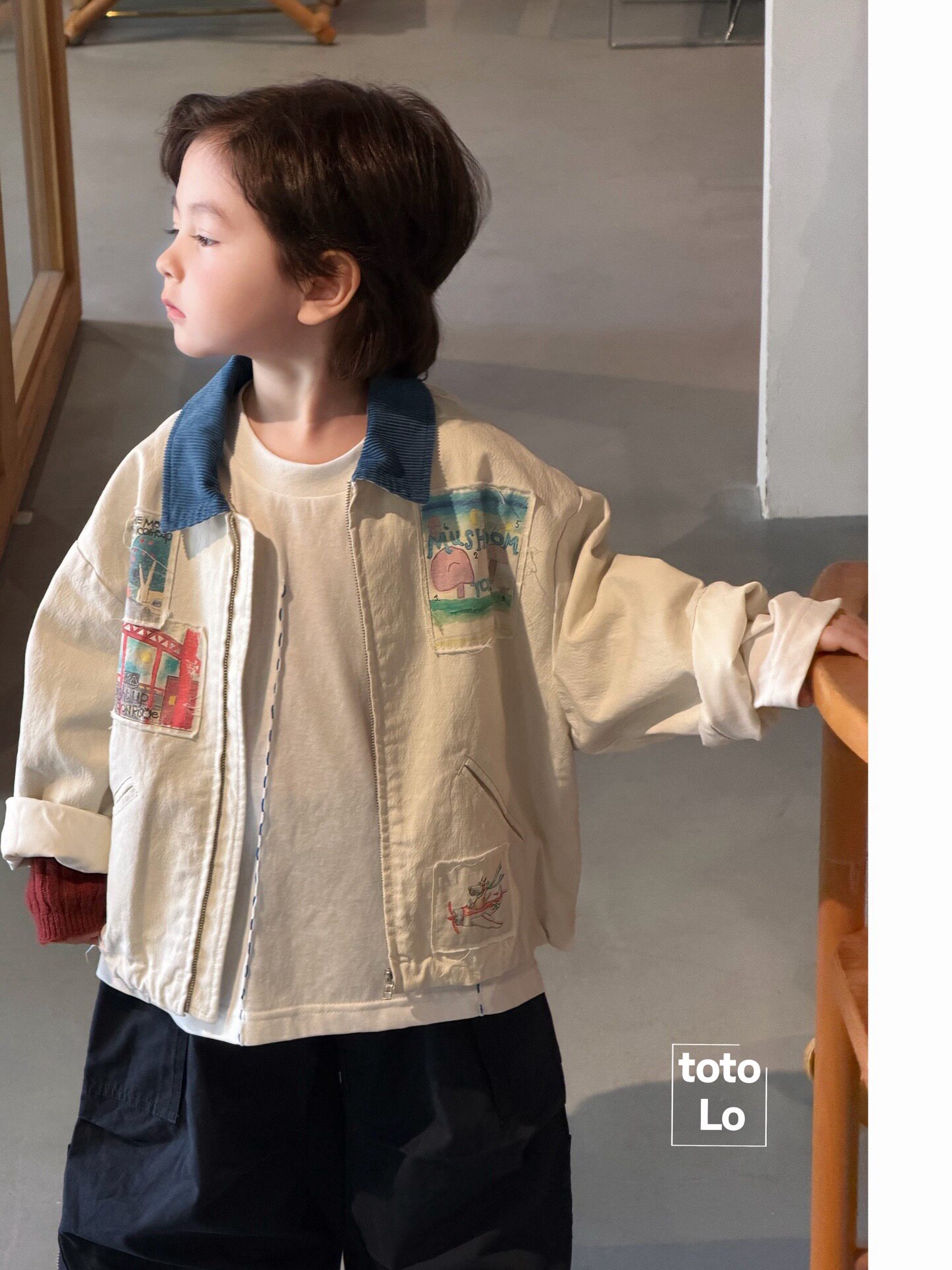 Totolo26年秋款夹克外套米白色贴布蓝色翻领外套帅气男女