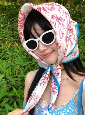 新款法式复古花朵方巾女春夏季海边度假包头头巾装饰领巾裹胸丝巾