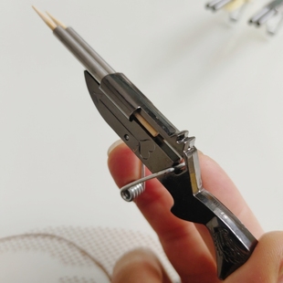 迷你金属小弓箭户外射击棉签儿童玩具户外益智弹射弓小型动漫模型