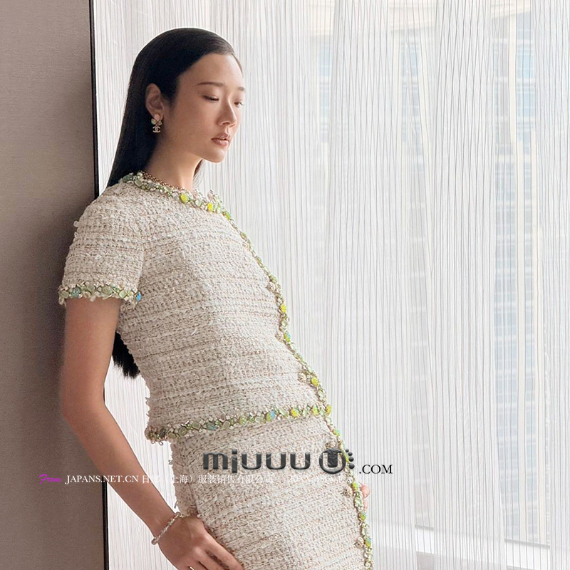 日娜高奢20XXASIA BUYER 11 vzk 小香风侧扣闪光丝修身短袖外套女