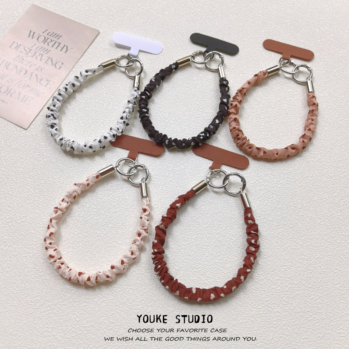 ins日韩爱心布艺个性短绳手腕绳带夹片手机壳挂绳短款手绳ccd相机