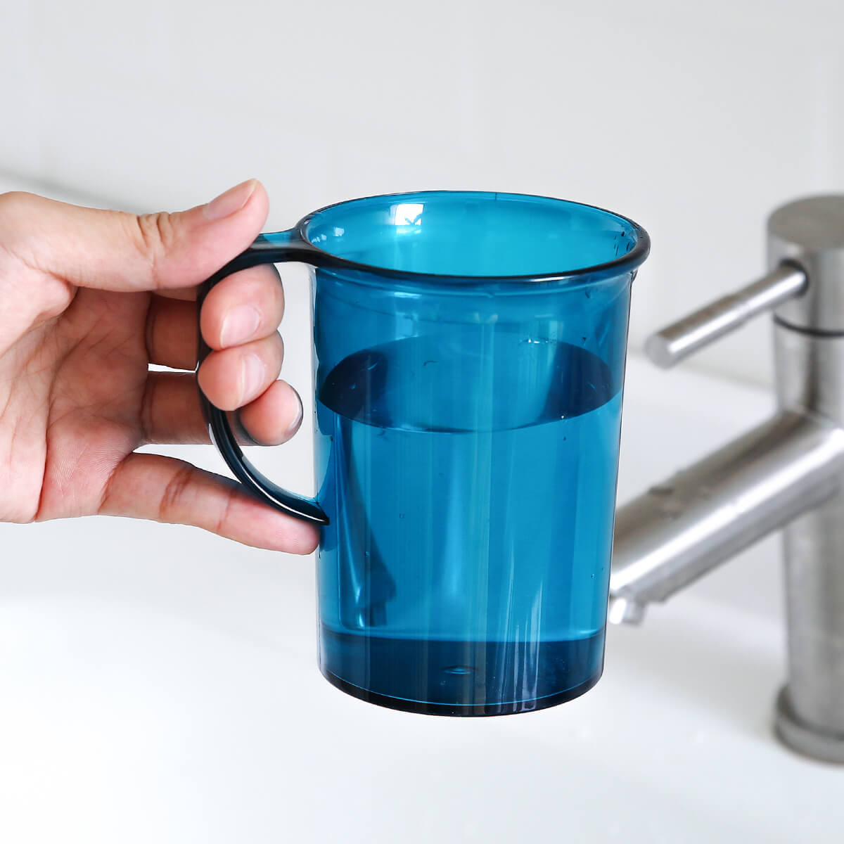 智慧夫人韩国带柄塑料洗刷杯卫浴漱口杯洗牙杯牙刷杯接水杯子