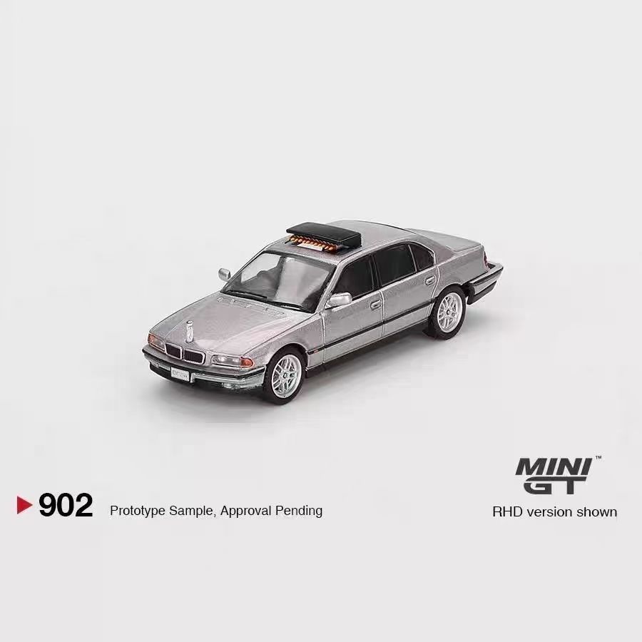 MINIGT 1:64 #902宝马750IL BMW 007电影版 合金汽车模型
