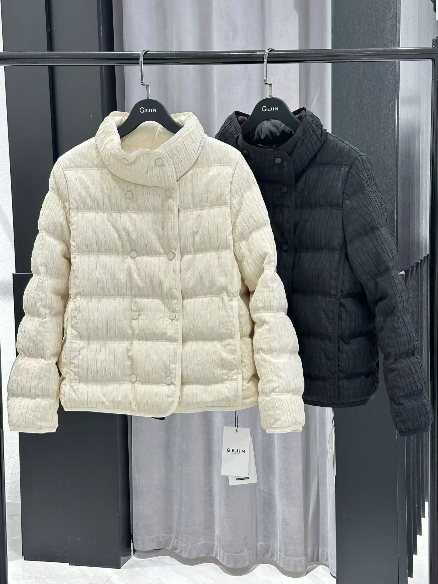 歌锦正品羽绒服三标齐全 不退换 好价格 欢迎您来