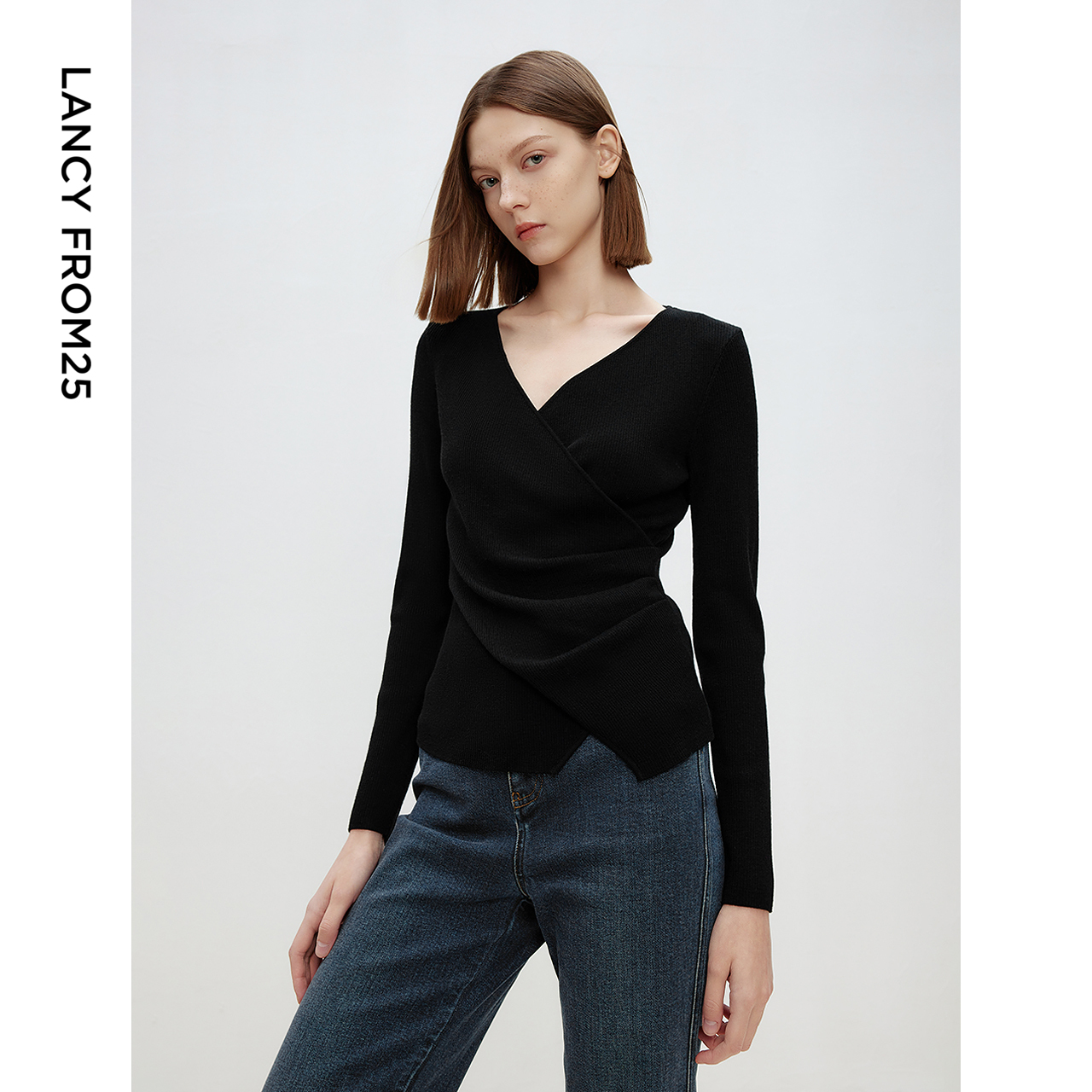 朗姿纯羊毛气质v领高级感黑色打底衫冬季新款高级感显瘦毛针织衫