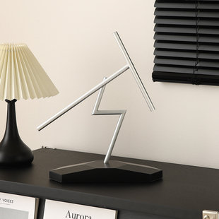 永动机不停混沌摆件办公室桌搭小众高级意式极简餐边柜新房装饰品