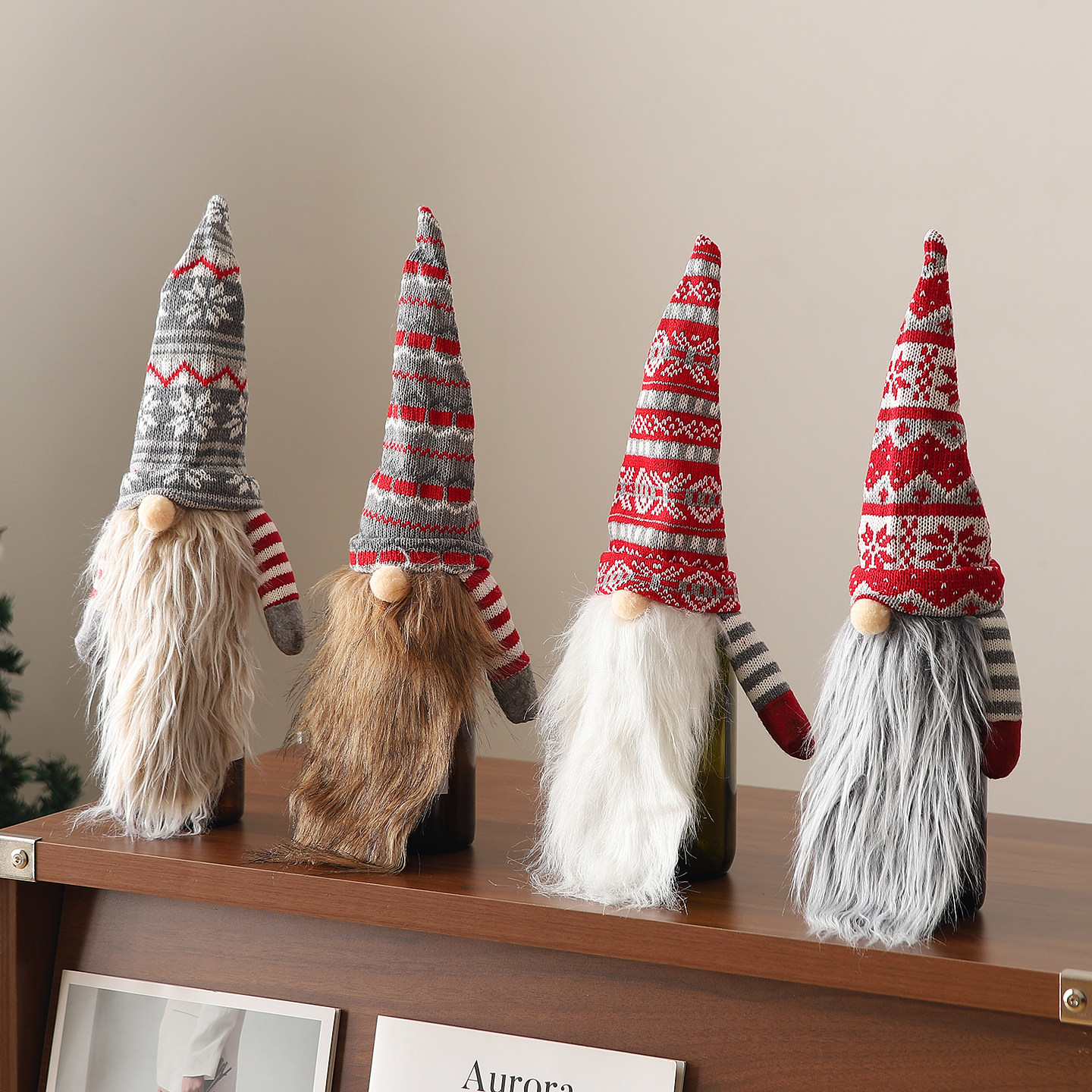 圣诞节日香槟红酒瓶针织套保护套场景氛围布置装饰品老人麋鹿摆件