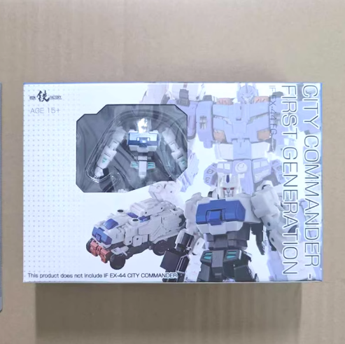 铁工厂EX-44FG白色车头变形玩具