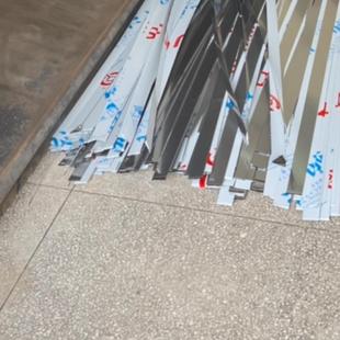 不锈钢薄板条华诚304板材304拉丝不锈钢带宽窄长短均可选择订做