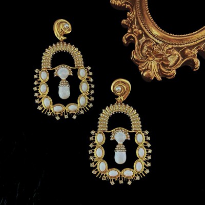 Schiaparelli  高级感珐琅珍珠耳环超现实主义美学