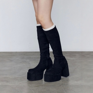 Plump Bulky Fit Boots 休闲厚底圆头高跟长靴 日代 25AW EMODA