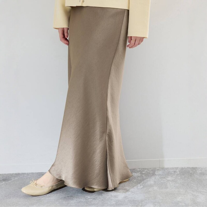 日代 IENA Double Satin Skirt 26SS 复古蓬松优雅缎面半身裙