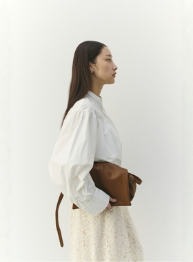 日代 STYLEMIXER Gathered balloon blouse 26SS 褶皱气球衬衫