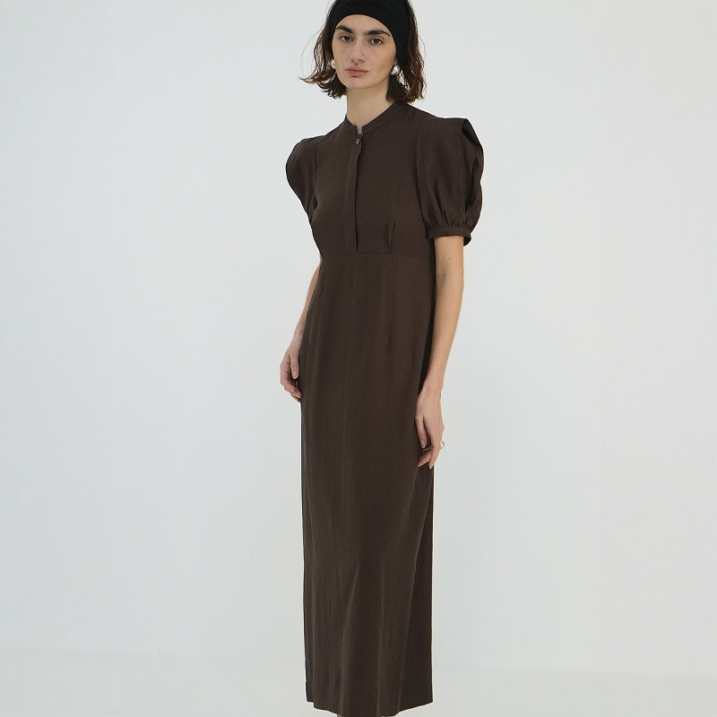 CLANE复古纯色泡泡袖连衣裙