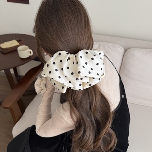 超法～波点缎面裙摆发夹超大号高级感肠圈发饰简约双层韩系弹簧夹