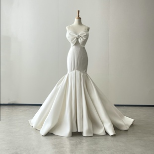 经典 纯素缎面珠光厚缎珍珠吊带露背立体大蝴蝶结鱼尾拖尾婚纱礼服