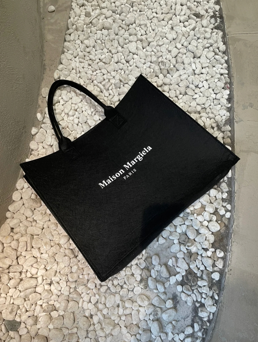 一嘉潮牌加厚毛毡包手提袋女新款托特包大容量多功能包上班通勤包