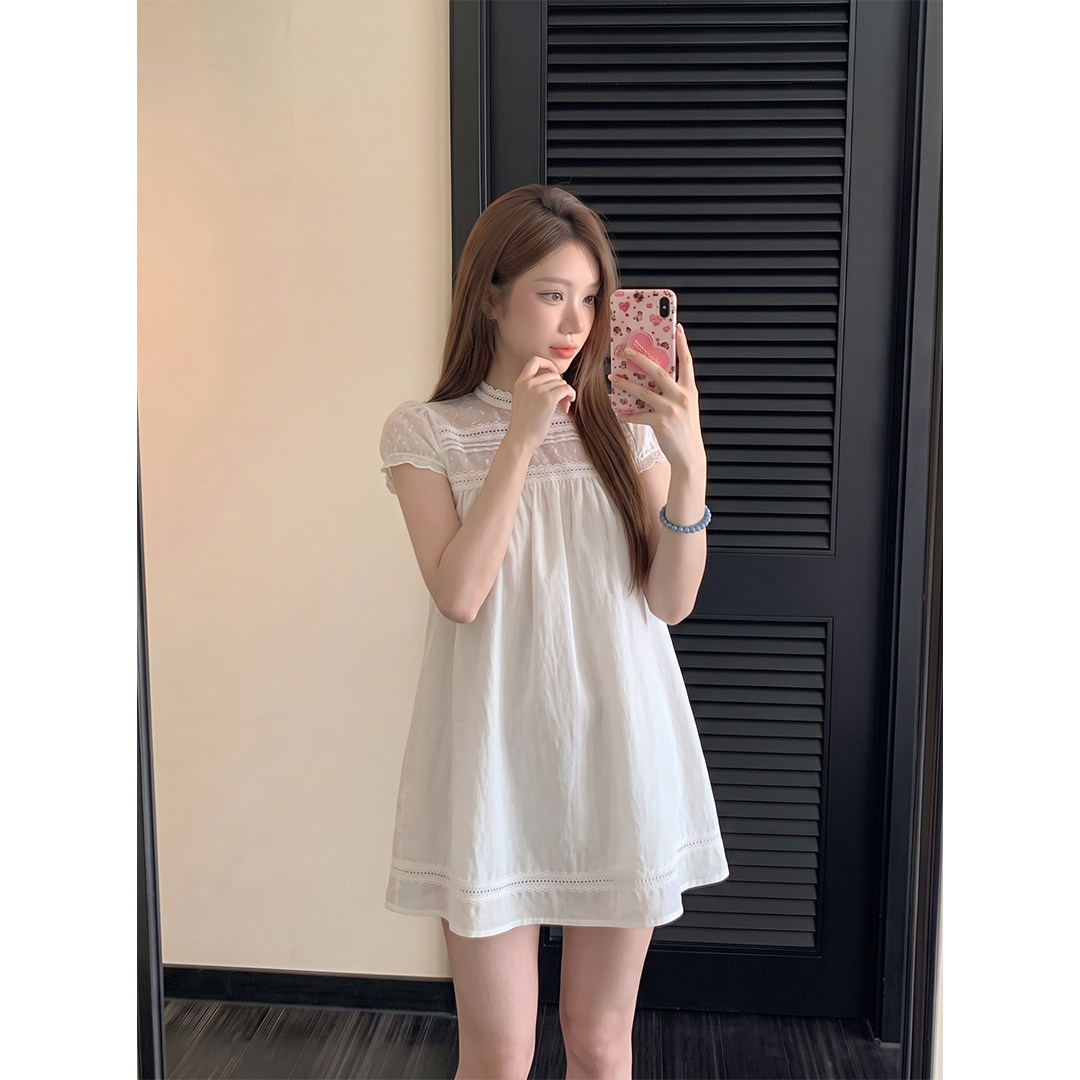 法式甜美风白色娃娃领泡泡袖连衣裙女夏季小个子减龄显瘦衬衫短裙