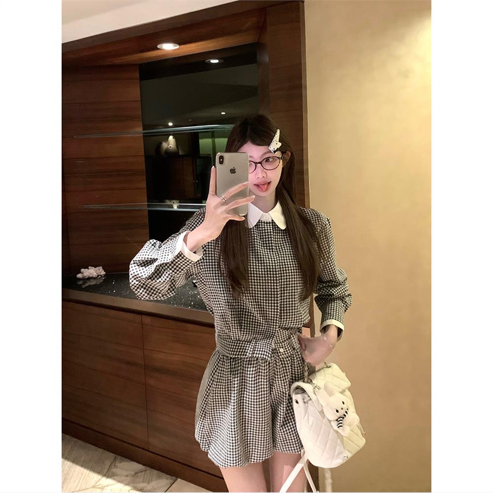 甜心欧尼格子娃娃领衬衫