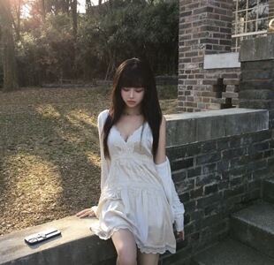 小众蕾丝花边性感V领背心甜美连衣裙 代购 Shawne 26s春新韩国正品