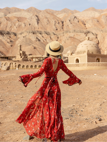 波西米亚大裙摆雪纺碎花拼接开叉
