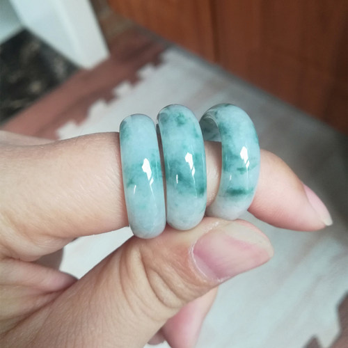 老坑翡翠冰种飘花蓝水阳绿戒指女