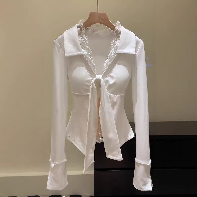 纯欲蕾丝拼接V领长袖T恤女秋季韩系甜美设计感修身显瘦打底衫上衣,女装/女士精品,T恤,淘宝优惠券,粉丝福利购,淘宝优惠卷