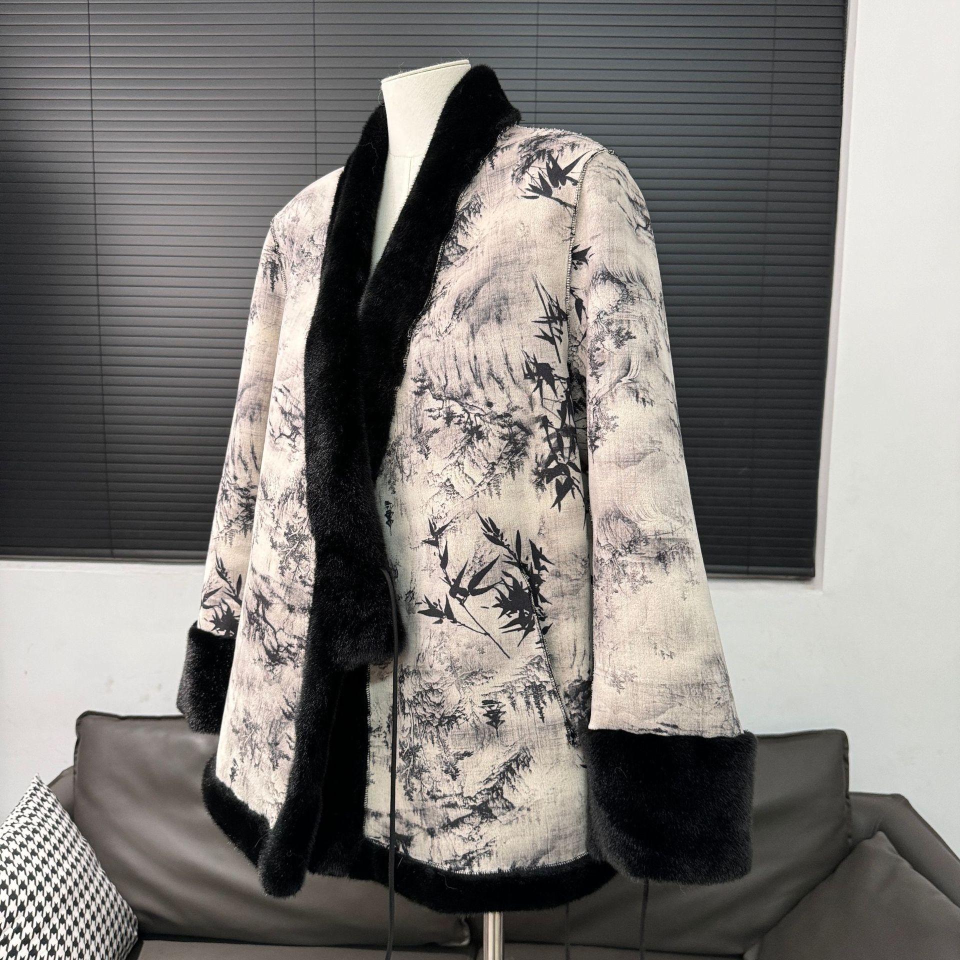 中国风水貂毛麂皮绒印花皮草外套