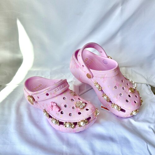 Crocs卡骆驰联名女款洞洞鞋